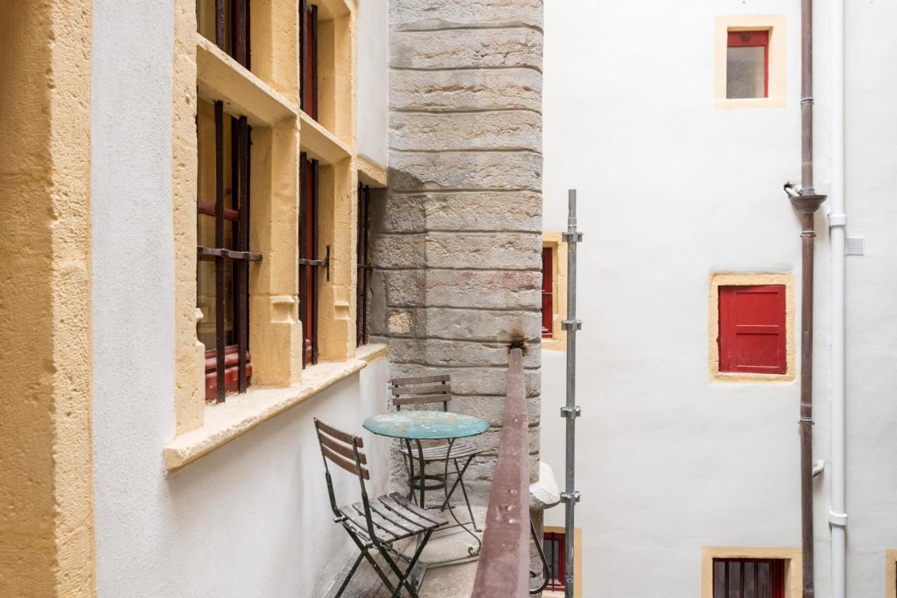 Honore - Suite Romain Rolland Lyon Exterior foto